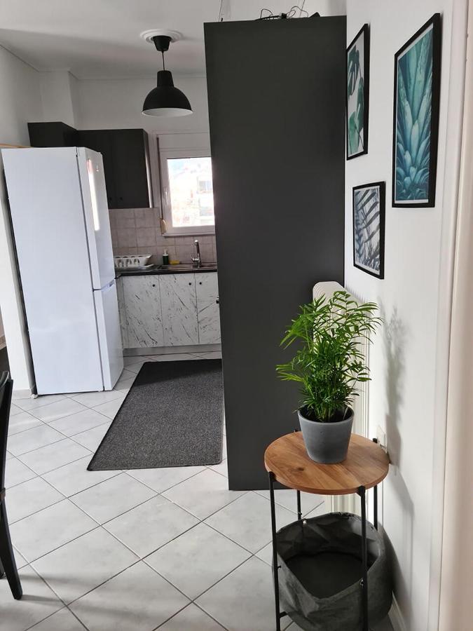 יואנינה Comfy Urban Apartment מראה חיצוני תמונה